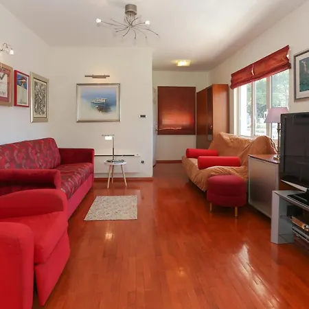 Casa Zorana-alba 公寓