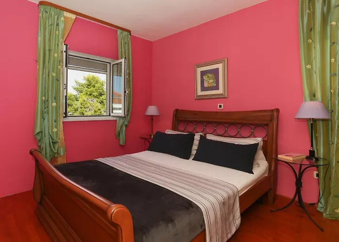 Casa Zorana-alba 公寓 *