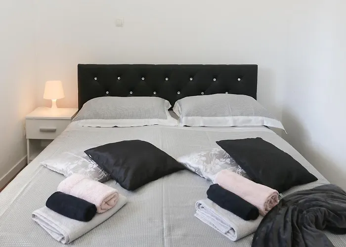 Casa Zorana-alba 公寓 *